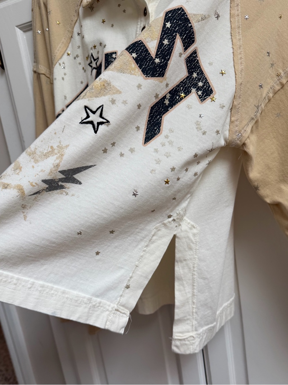 Anthropologie Pilcro Long Sleeve Stardust Graphic Henley Top Size Medium - Picture 11 of 16